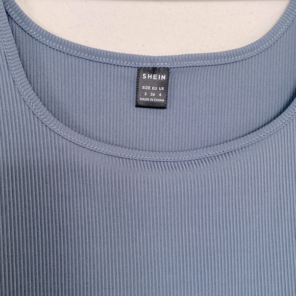 Shein size small top - no tags but never worn ! - Picture 2 of 2